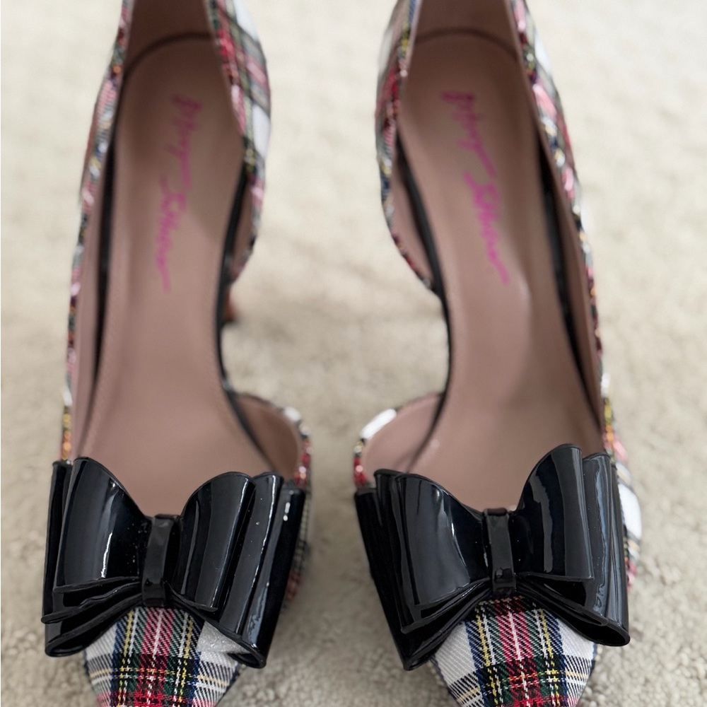 Betsey Johnson Plaid Heels with Black Bow and Red Sole - Picture 2 of 3